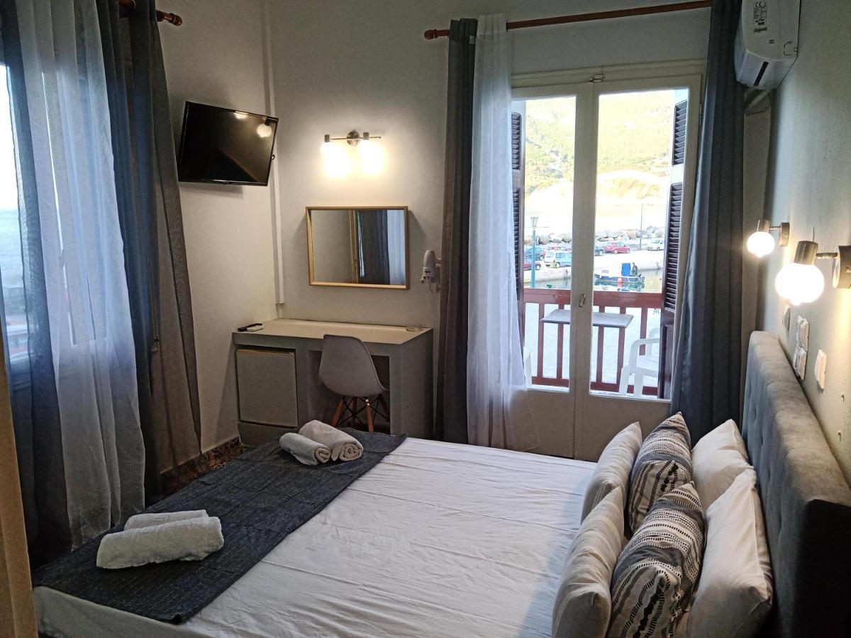 Georgios L Hotel Скопелос Екстериор снимка