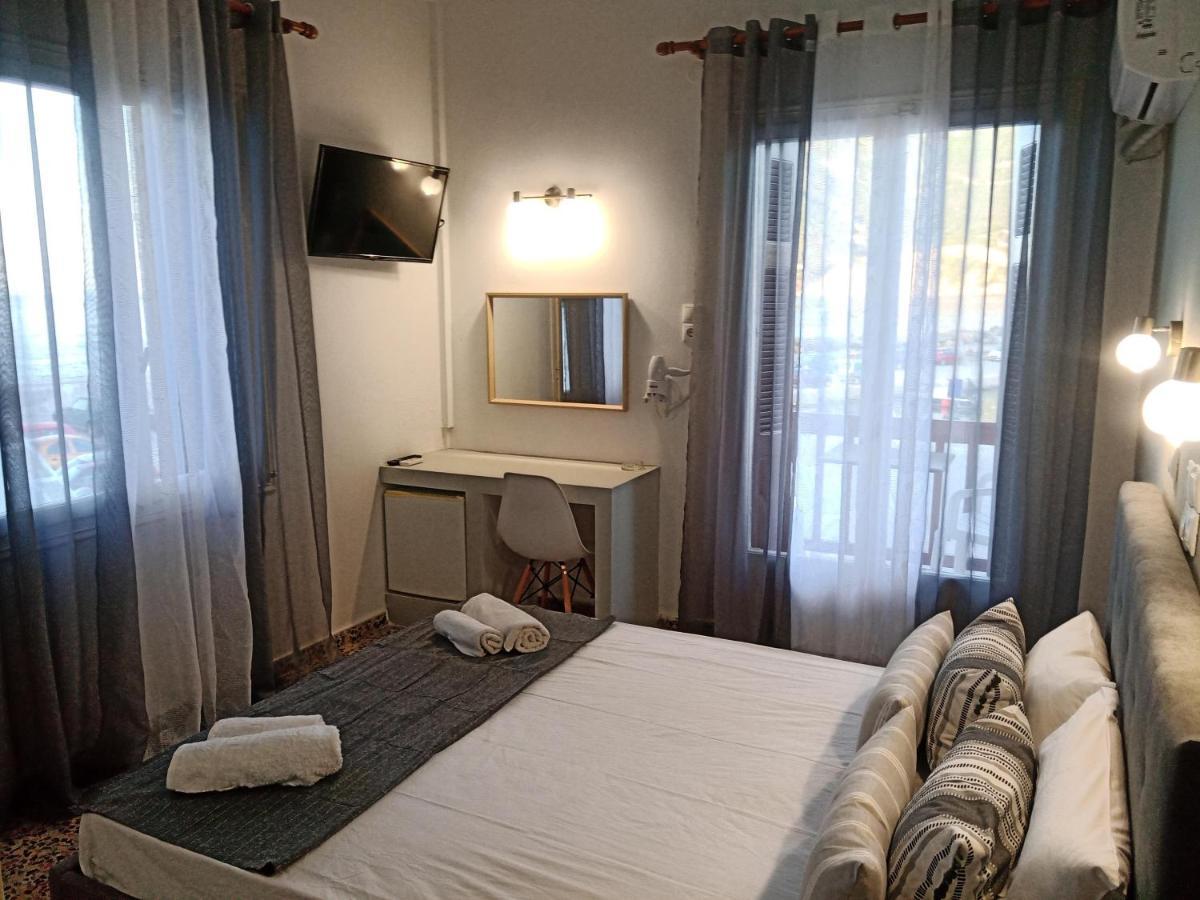 Georgios L Hotel Скопелос Екстериор снимка