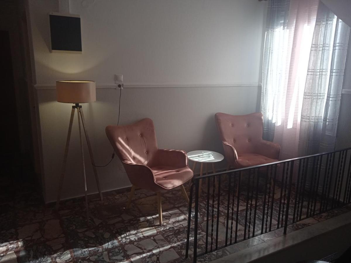 Georgios L Hotel Скопелос Екстериор снимка